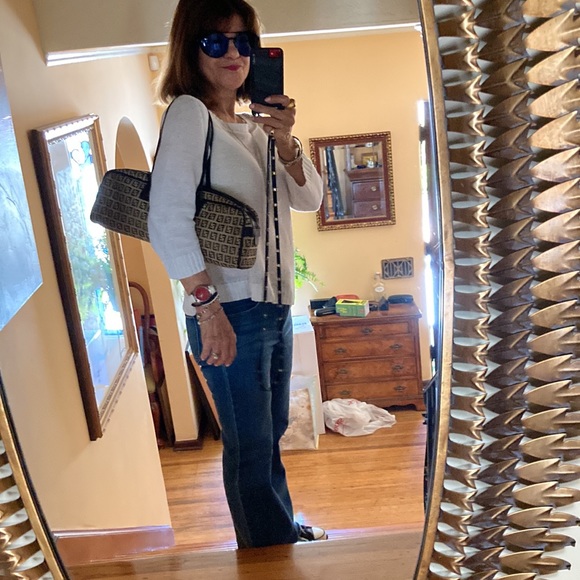 Fendi bag Beige Zucchino-Print Canvas authentic pre-owned. Comes w/sleeper bag. - Picture 11 of 12